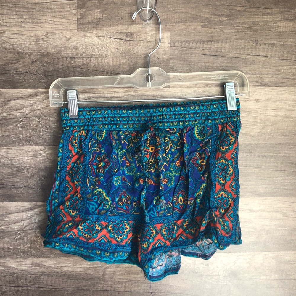 Gypsies & Moondust Summer Printed Shorts S